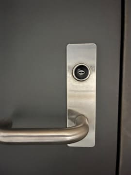 カバエースのシリンダー・鍵交換の施工事例